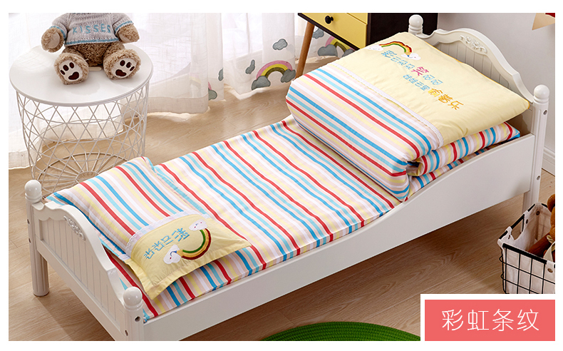 Mẫu giáo chăn ba mảnh cotton trẻ em quilt bé nap cotton có thể tháo rời bộ đồ giường với lõi sáu mảnh