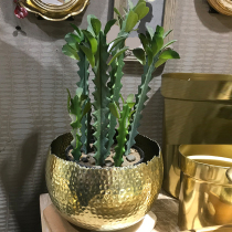 Nordic style light luxury aluminum flower decoration table flower arrangement bottle American living room model room decoration flower decoration