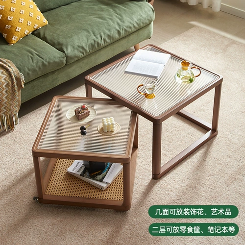 Чангун Стеклянный кофейный столик квадратный столик с домом с домом маленькая квартира роттан маленький чайный стол
