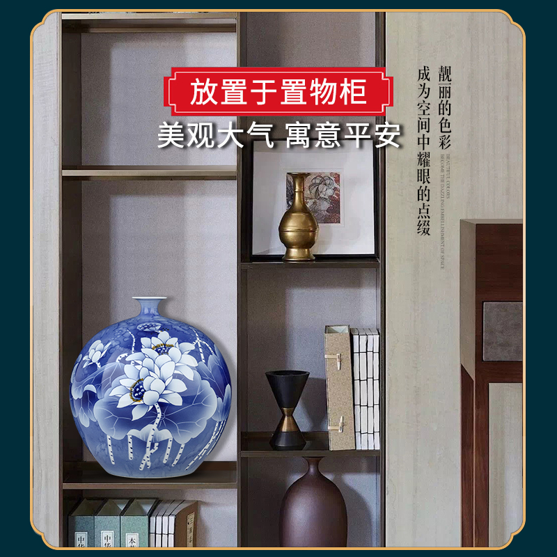Jingdezhen ceramic blue and white porcelain vases, flower arrangement is a new Chinese style household, sitting room adornment desktop furnishing articles TV ark