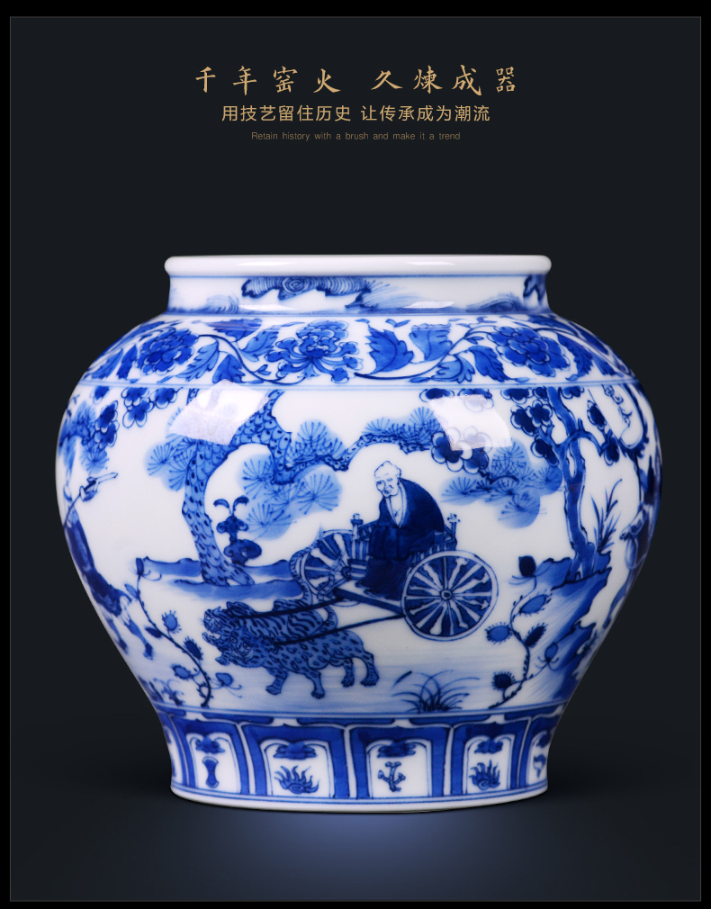 Jingdezhen ceramic vase famous hand - made imitation of yuan blue and white porcelain living room TV cabinet decoration of Chinese style household furnishing articles