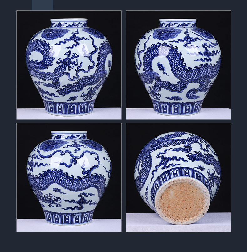 Jingdezhen ceramic vases, antique yuan blue and white porcelain Chinese style household living room TV ark adornment rich ancient frame furnishing articles