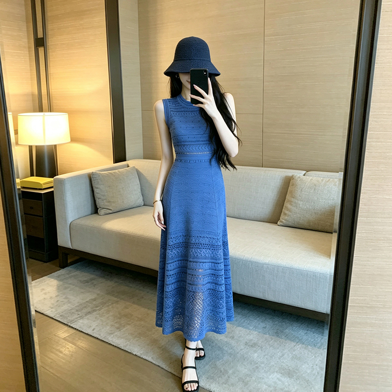 Women's Summer French-Style Sleeveless Ice Silk Knitted Dress, Blue Hollow Jacquard Slim Fit Mid-Length A-Line Skirt Women's Summer French-Style Sleeveless Ice Silk Knitted Dress, Blue Hollow Jacquard Slim Fit Mid-Length A-Line Skirt