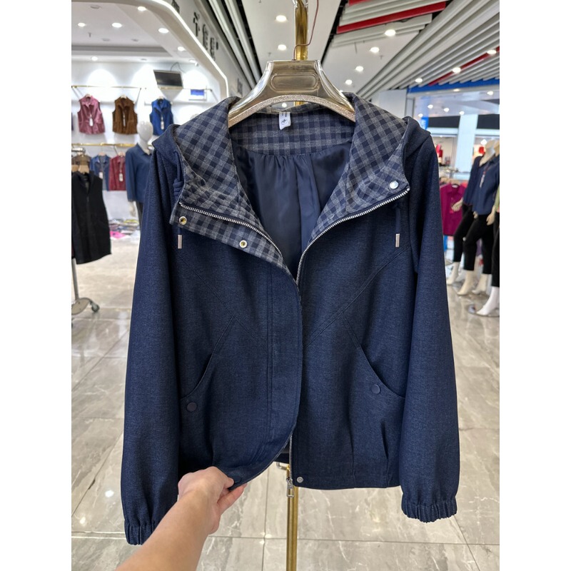 Trendy Mom's Spring Coat, Casual Plus-Size 2026 New Model, Short Trench Coat for Middle-Aged and Elderly Women over 50, Suitable for Spring and Autumn