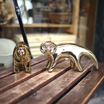 W1962 Nordic style new golden ceramic orangutan tree Lai decorative ornaments home decorations bookshelf products