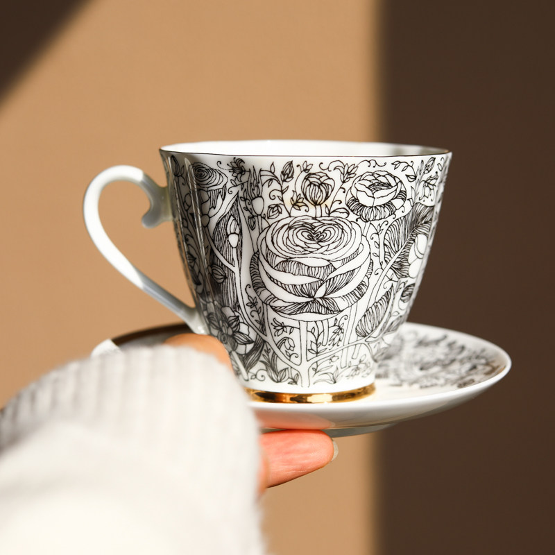 W1962 Russia imports Royal Ceramics Lomonosov Black Rose Line Painting Tea Cup Saucer Coffee Cup