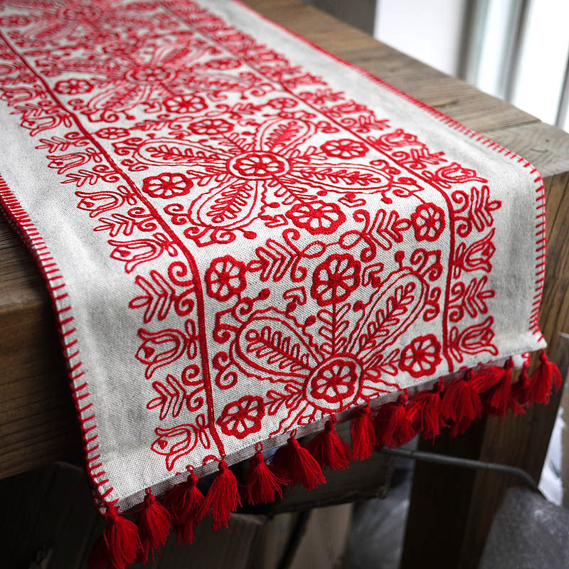 W1962 New Year Red Festive Window Embroidered Table Flag Pillow New Year New Weather Tea Table Scarf