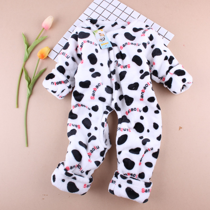 Đôi dày bé romper mùa thu và mùa đông san hô nhung san hô flannel quần áo bé quần áo mùa đông chân đồ ngủ quần áo sành điệu cho be gái
