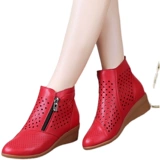 Белые комфортные туфли для матери, летние сапоги, мягкая подошва, из натуральной кожи