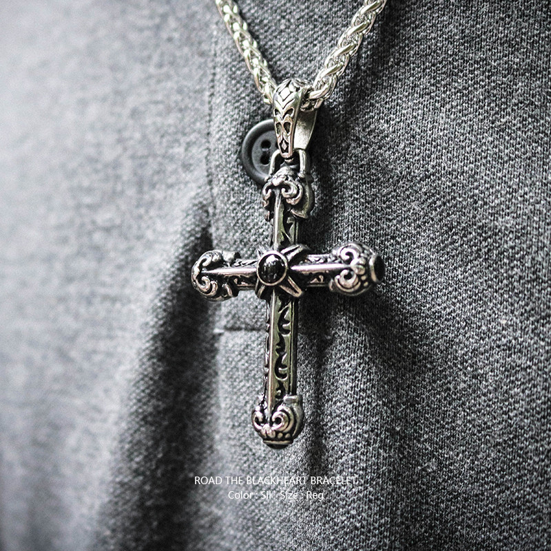 ROAD original design National tide street trend pattern Retro cross Titanium steel necklace men pendant