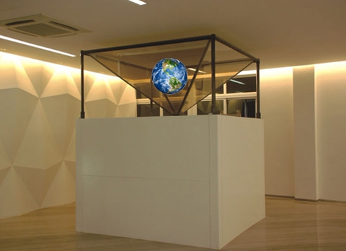 Transparent 3D Phantom Imaging Membrane 45 Degrees Reflective Film 360 Degrees Pyramid Solid Film Stage Phantom Holographic Film