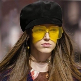 Солнцезащитные очки на солнечной энергии, популярно в интернете