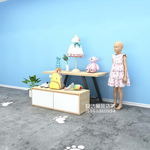 Childrens clothing store shelves high and low table window display table Simple childrens clothing store water Taichung Island display table
