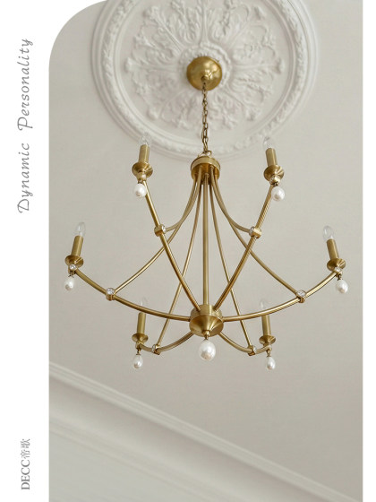 French-Style Vintage Candle Chandelier for Bedroom and Dining Room, American-Style Retro High-End Mid-Century Luxury All-Copper Lighting Fixtures