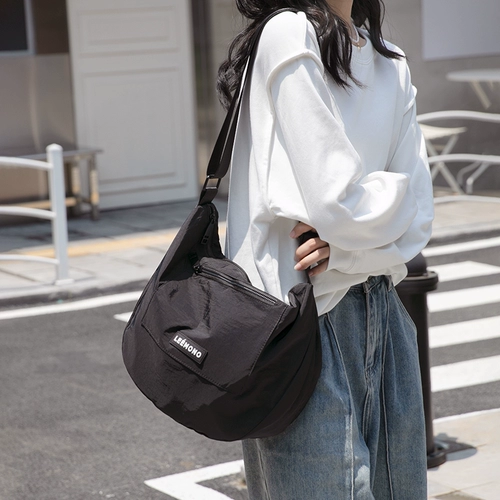 Спортивная модная сумка на одно плечо, ткань оксфорд, коллекция 2023, популярно в интернете