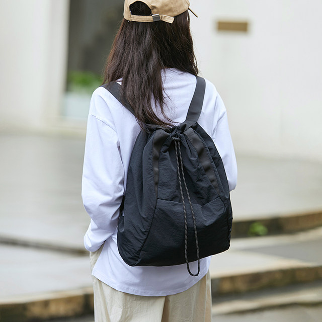 Drawstring backpack ກິລາຂອງແມ່ຍິງກັນນ້ໍາ nylon armpit shoulder bag commuting large capacity Fitness Yoga Bag Multi-functional