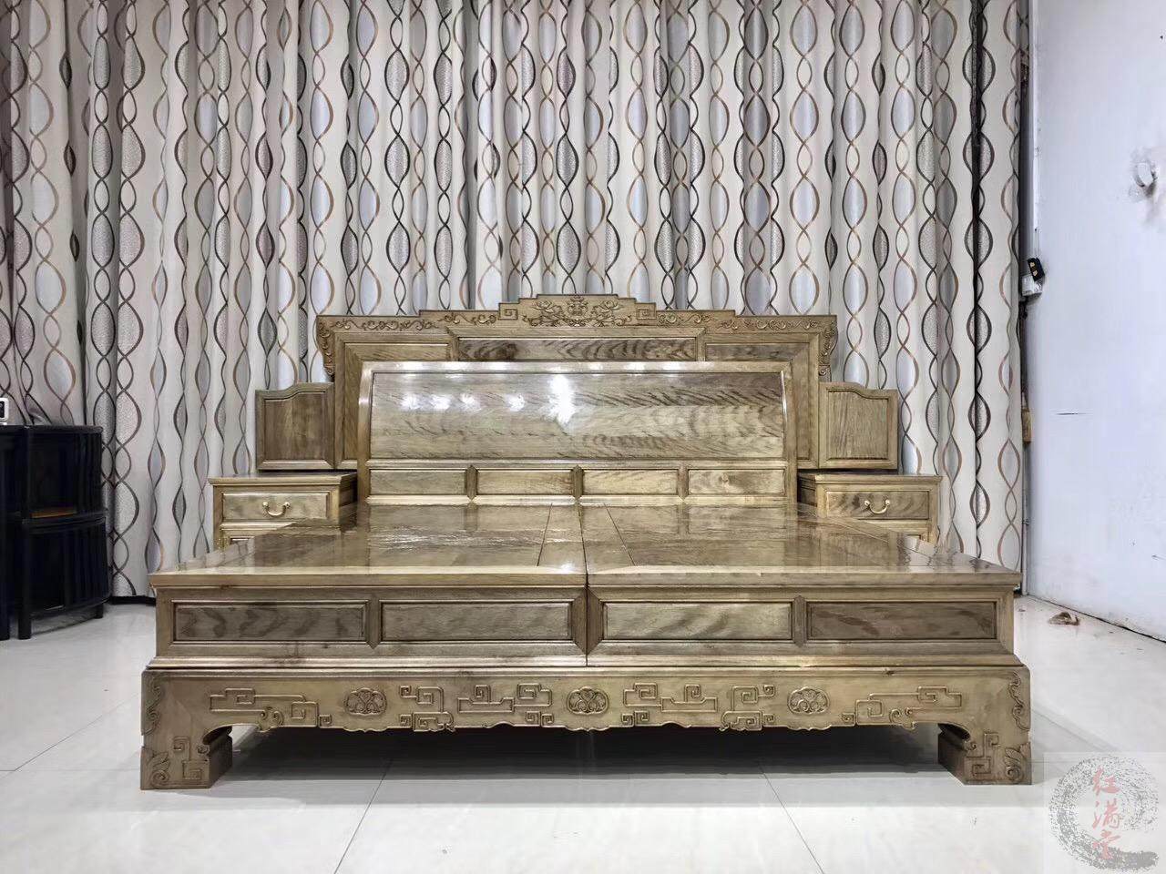 Jinsi Nanmu double bed small leaf Zhennan bed solid wood high and low bed new Chinese antique shelf bedside table combination