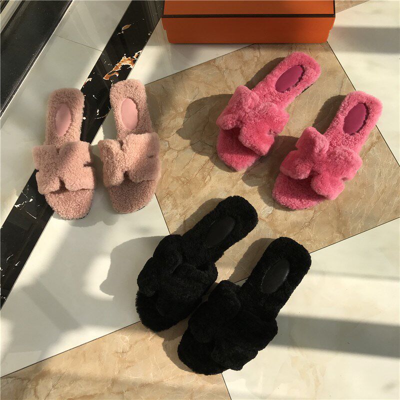Sheep skin hair one new flat comfortable Net red plus fluff wool slippers women wear spring and autumn new fashion all