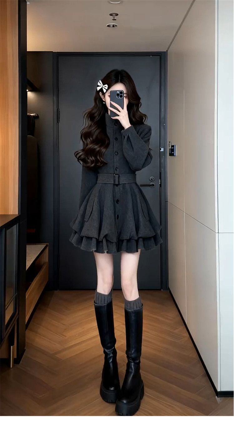 프랑스식 스탠드 칼라 긴팔 여성 드레스 가을 2026 새로운 허리 수축 슬림해 보이는 한 마디 롱 스커트 고급 센스 품격 상세 이미지 5