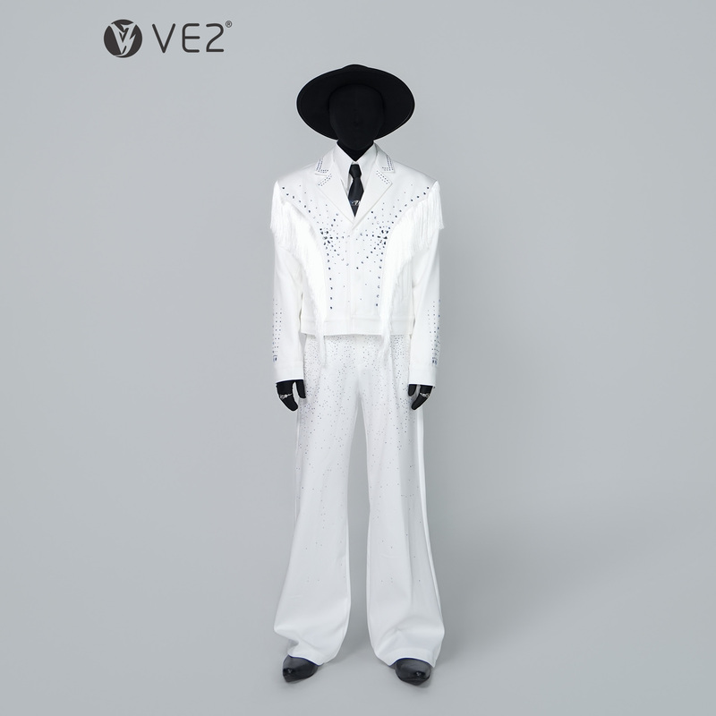 Ve2 Tassel Design Stage Outfit White Blazer for Men, High-End Performance Costume with Rhinestones, Short Shoulder-Padded Suit, Trendy