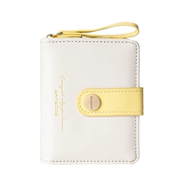 Светло-желтого