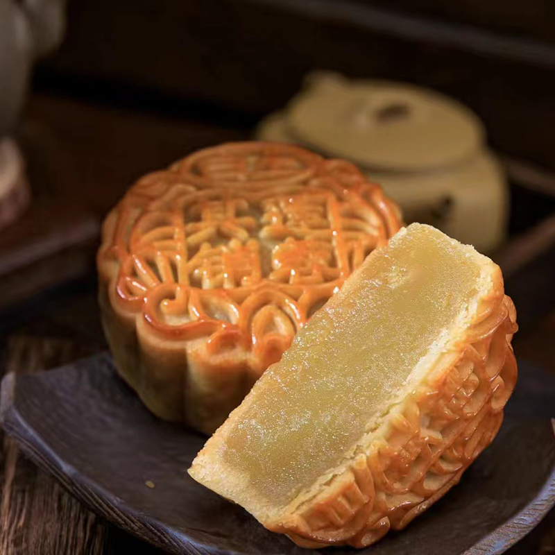 Shaoguan Specialty: Mabao White Clay Mooncakes, Handmade Cantonese-Style Traditional Lotus Paste and Bean Paste Mooncakes for Mid-Autumn Festival, 4 Pieces Shaoguan Specialty: Mabao White Clay Mooncakes, Handmade Cantonese-Style Traditional Lotus Paste and Bean Paste Mooncakes for Mid-Autumn Festival, 4 Pieces