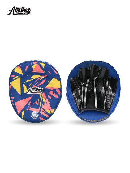 New Ultra-Light and Ultra-Thin Curved Microfiber Leather Boxing Target Pad for Sparring, Sanda, and Muay Thai