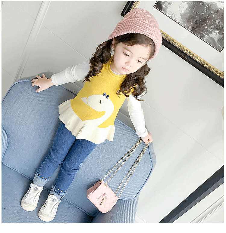 Cô gái đan vest mùa thu mới bé sợi thiên nga vest trẻ em cotton dễ thương áo len dài mặc shop trẻ em