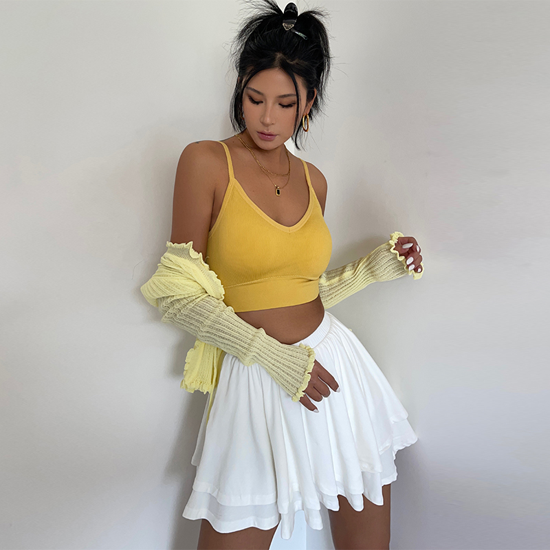 Sexy V-Neck Cross-Back Camisole with Beautiful Back Design, Wireless Bra with Chest Pads, Korean Style Anti-Exposure Tank Top