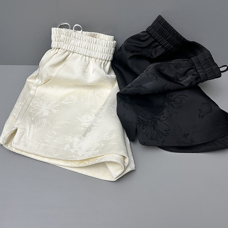 Summer New Style Shorts for Women, New Chinese Style Jacquard Satin, Plus Size for Slightly Chubby Girls, Ice Silk Slit Wide-Leg Thin Hot Pants