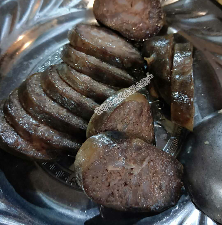 Yunnan specialty handmade smoked sausage bacon sausage Baoshan Shidian tofu sausage farm blood sausage 500g fresh and delicious