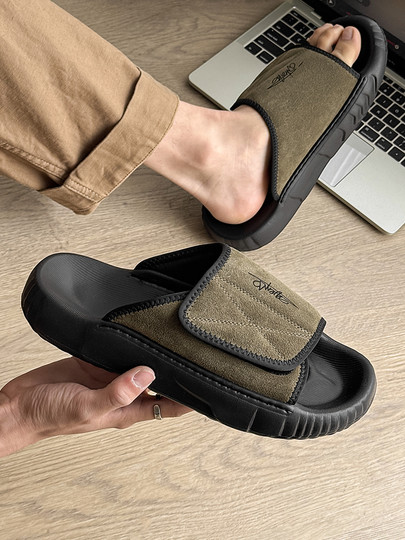 Men's Slippers for Outdoor Wear in Summer, Wear-Resistant, Trendy, Outdoor, 2025 New Style, Non-Slip, Beach Casual, Genuine Leather, Soft-Soled Sandals