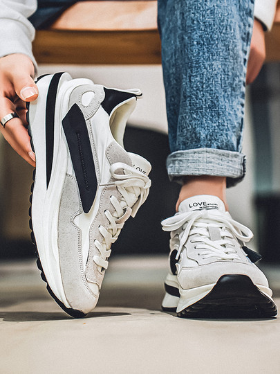 Men's Sports Shoes 2025 New Summer Mesh Breathable Casual Shoes Thick-Soled Genuine Leather Running Shoes Soft-Soled Dad Shoes