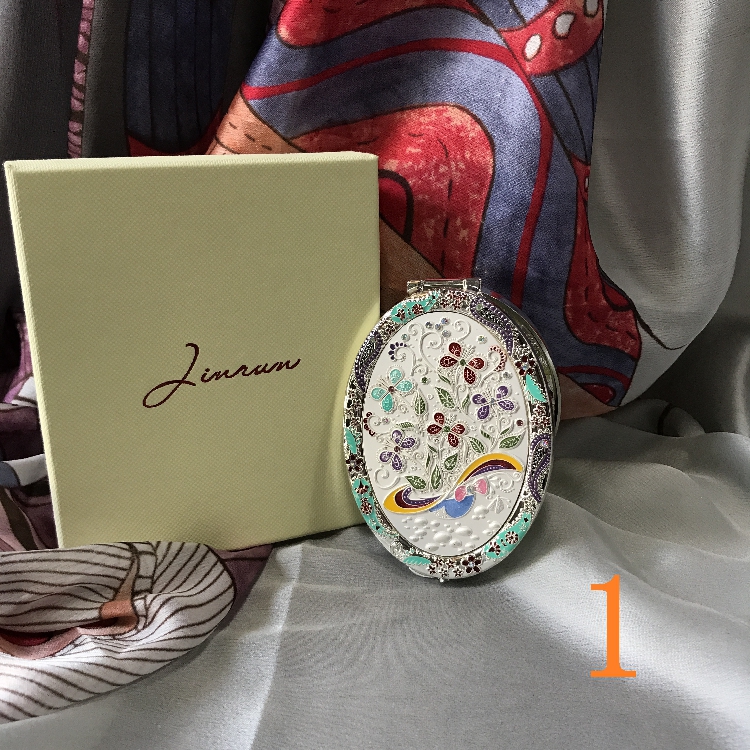 Xinjiang style imitation Russian makeup mirror national characteristic handicraft portable double-sided folding mirror Xinjiang gift