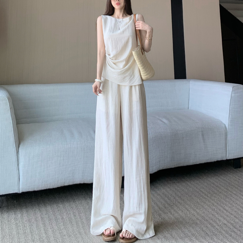 High-End Old Money Style Linen Shirt Set for Women, Summer Sleeveless Top, Cotton-Linen Wide-Leg Pants, Casual and Fashionable Two-Piece Set High-End Old Money Style Linen Shirt Set for Women, Summer Sleeveless Top, Cotton-Linen Wide-Leg Pants, Casual and Fashionable Two-Piece Set