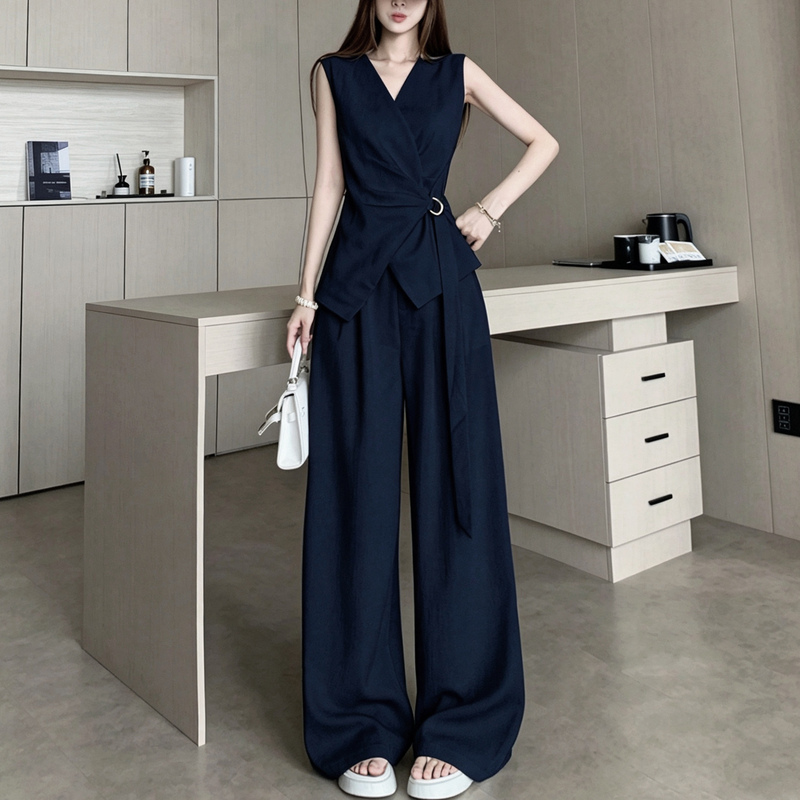 High-End Old Money Style Relaxed and Elegant Fashion Suit for Women, Summer Sleeveless Vest and Casual Wide-Leg Pants Two-Piece Set