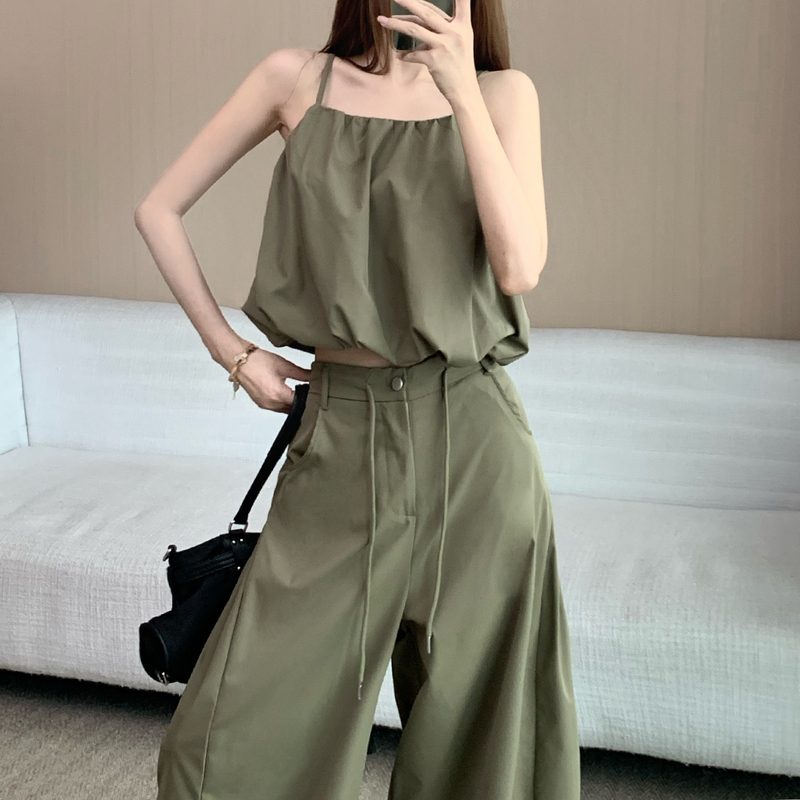 Hot Girl Outfit Set for Women, Summer Complete Set, Stylish and Age-Reducing, Camisole Top, Wide-Leg Pants, Casual and Fashionable Two-Piece Set