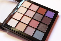 Clear stock NYX16 color eye shadow plate Makeup plate Nude makeup natural warm color color rendering good 268 affordable alternative version