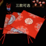 天之缘 Свадебные принадлежности Счастливые подушки и толстые свадебные колодки Благословения невесты, чтобы сменить чай, чтобы уважать часовню -чат -новичок