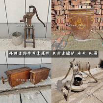 Folk nostalgia old objects set decoration fittings rural old-fashioned water-shafting well cylinder bucket soil cookbox