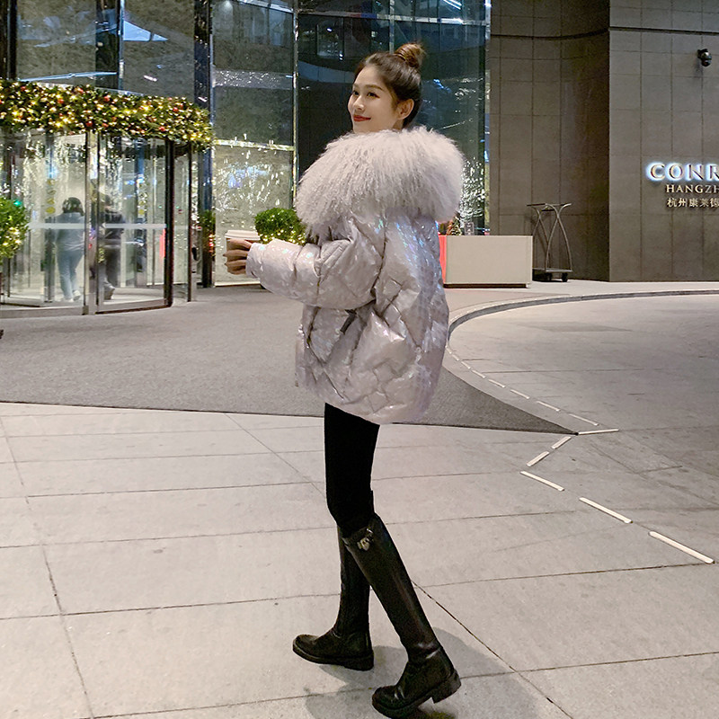 High-end big fur collar glossy down jacket women 2021 winter wear new short small man fashion dazzling coat tide