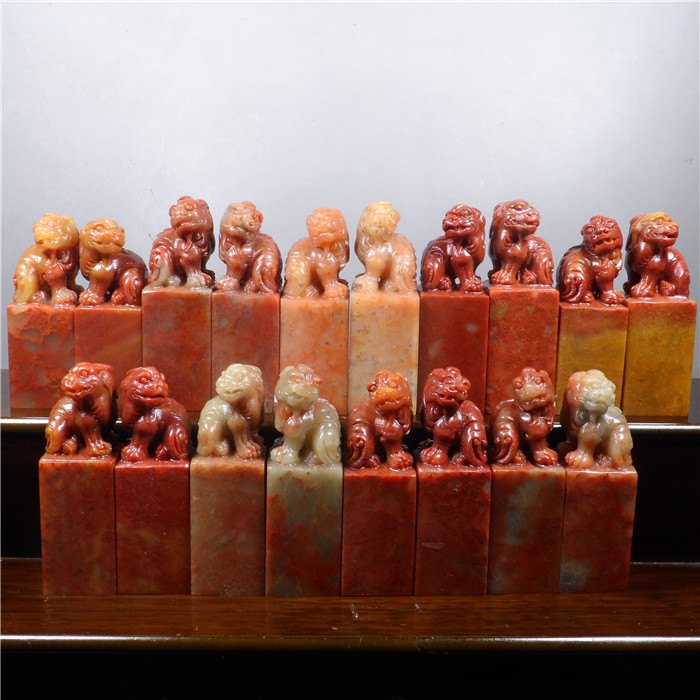 Gold stone seal carving Shoushan stone name chapter Zhejiang safflower stone brave ancient beast button head seal calligraphy and painting chapter seal cutting chapter material