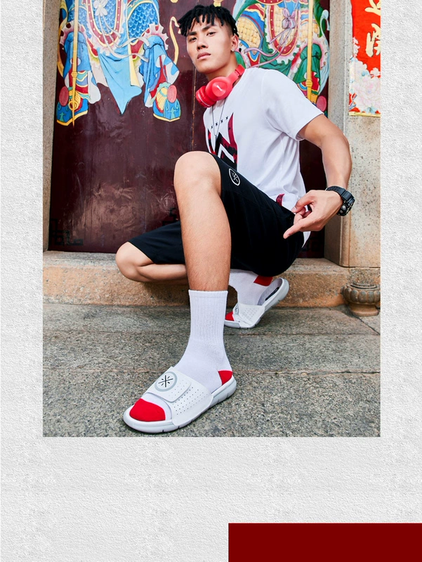 Giày dép nam Li Ning 2018 mới Wade series giảm xóc chống sốc nhẹ, chống trơn trượt, dễ uốn cong giày thể thao mùa hè
