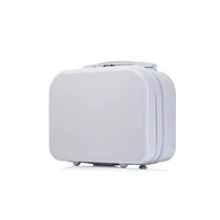 Молочно-белый