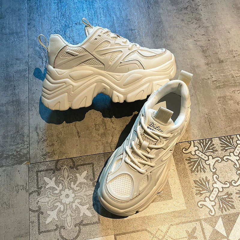 Модные детские/женские кроссовки Dad's shoes для женщин 2026 года, новые весной, обувь на платформе с толстой подошвой, высокий рост, черные повседневные спортивные кроссовки