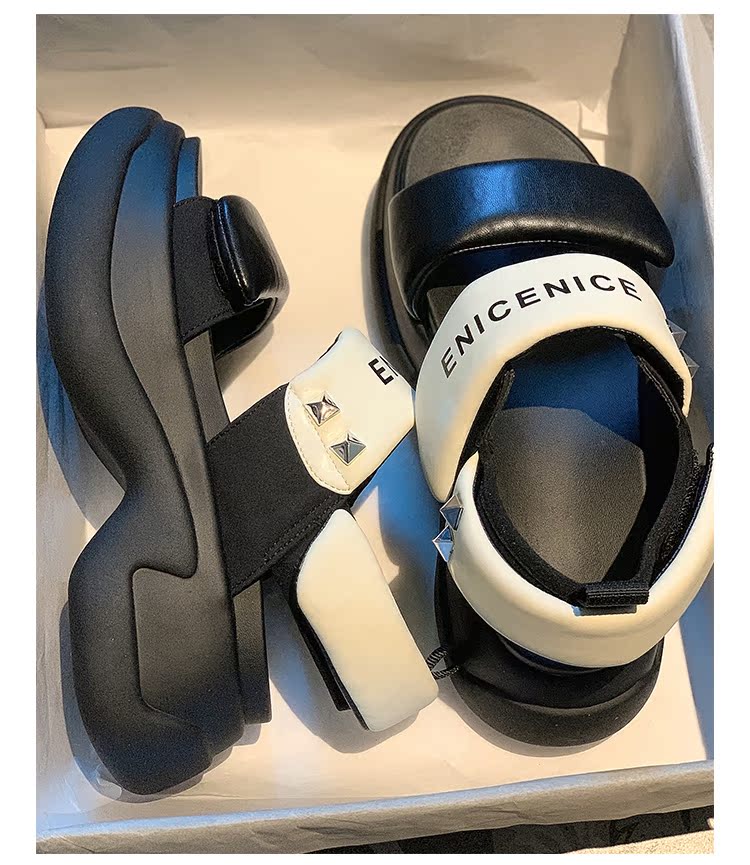 レディースの靴