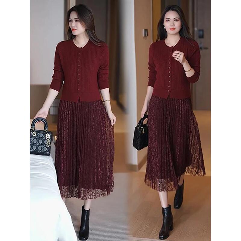Fake Two-Piece Knitted Dress for Women, 2025 Autumn and Winter New Fashion, Waist-Cinching, Slimming, Mid-Length, Suitable as a Base Layer under a Coat