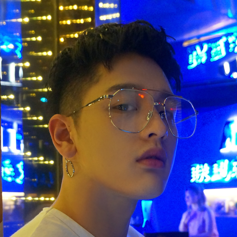 Han version retro oversized frame styling earring mirror leg flat mirror female tide individuality tennis red sunglasses male myopia glasses