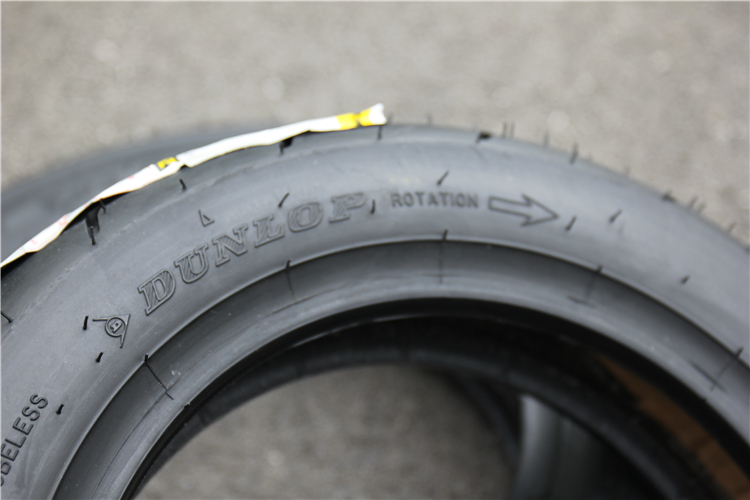 Dunlop tt93 90-90-10 100-90-10 350-10 lốp xe máy nóng chảy đầy đủ lốp xe máy giá rẻ tại hà nội