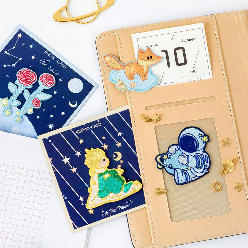 Fairtale story embroidery mobile phone iPad decoration paste paste paste paste clothesmending program plate